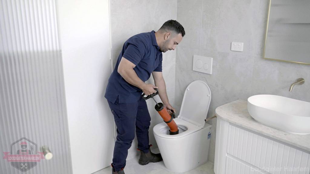Ontstoppen Wc Loodgieter Haarlem